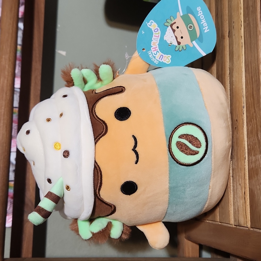 Nakobe the Latte Axolotl Crossover Squad Squishmallow NWT 8”